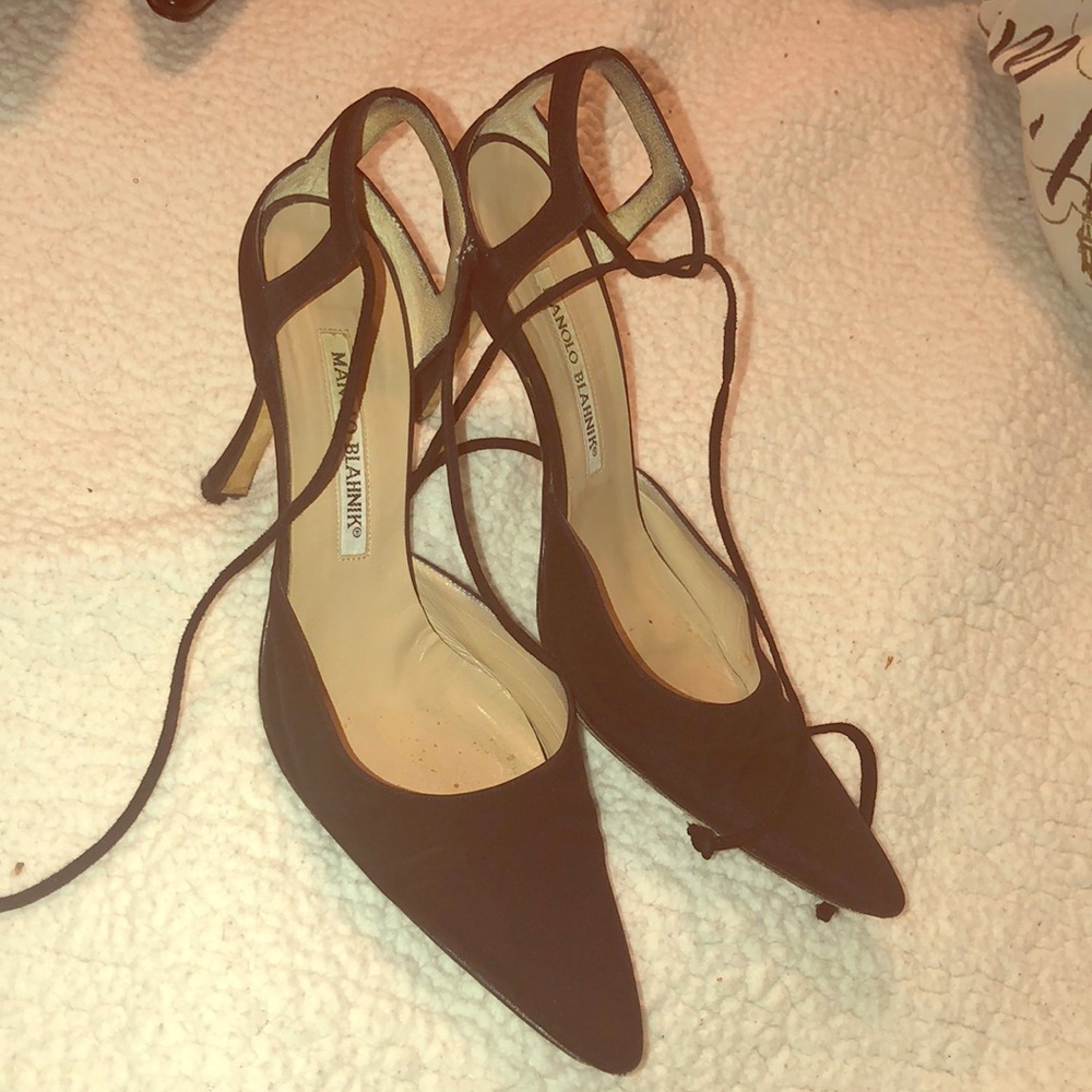 Manolo blahnik bkack heels